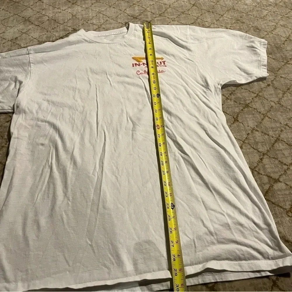 In-N-Out Burger California White SHIRT Short Sleeve XL Sports Classic Cars
